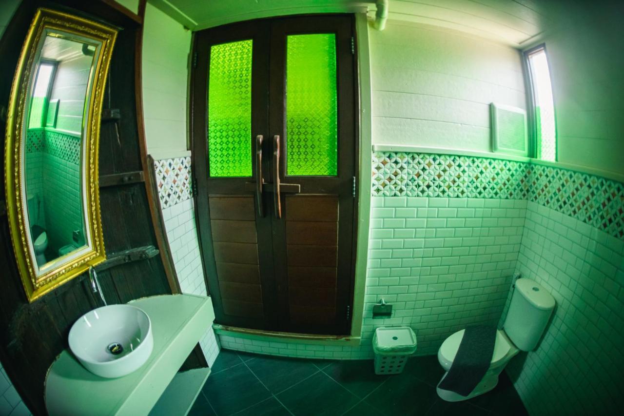 Suankaew​ Art​ Hostel​ شون بوري المظهر الخارجي الصورة